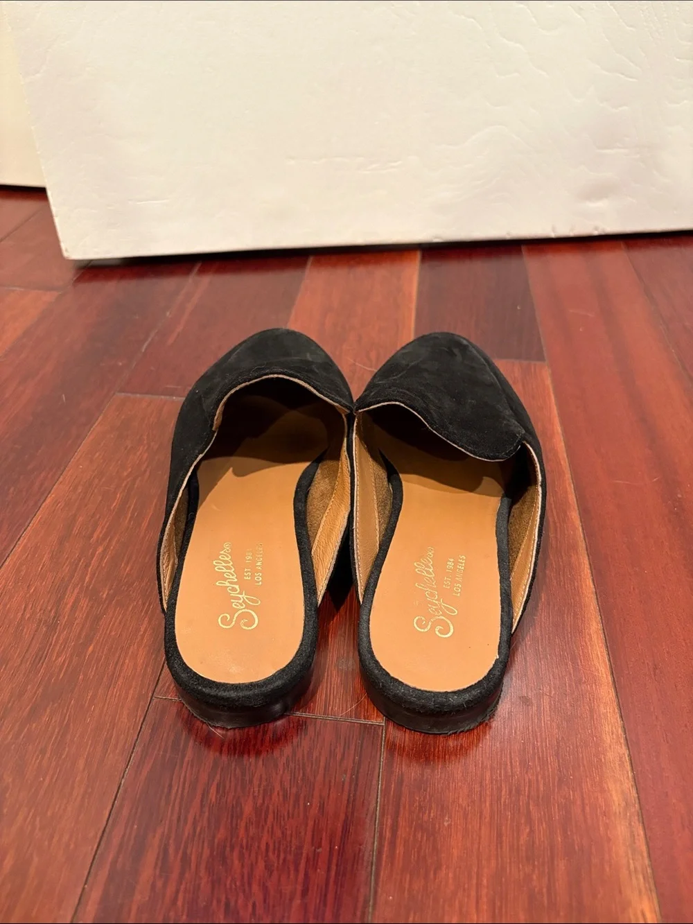 Seychelles Suede Between Us Flat Mules Black Suede Women’s Size 7.5 Leather - Picture 4 of 8